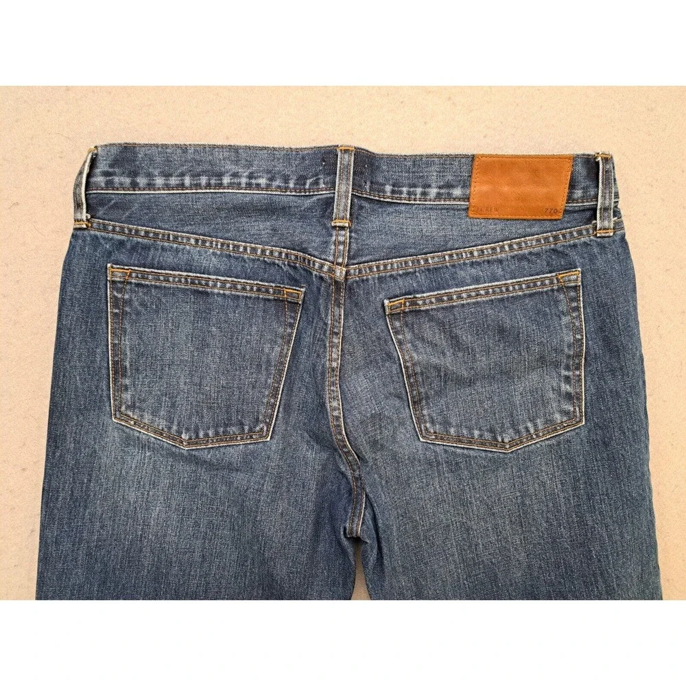 J Crew Pants Mens Blue Denim Jeans Style 770 Straight Men 34x32 (Measures 36x31)